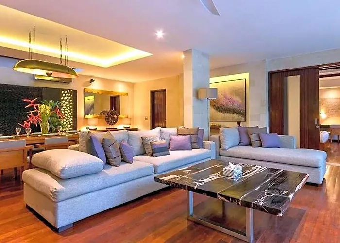 ホテル Yarrow Flower 3 Bedroom Private Pool Zn48 バリ島